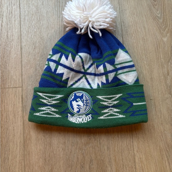 Mitchell & Ness Minnesota Timberwolves Pom Knit Hat Beanie - Picture 1 of 5